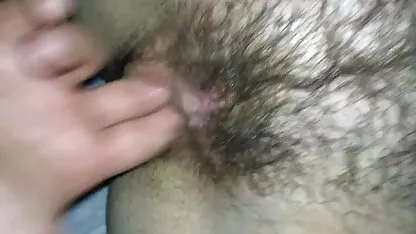 La ragazza e l'uomo lasciano il Padre in film porno amatoriali italiani gratis televisione e vanno a letto
