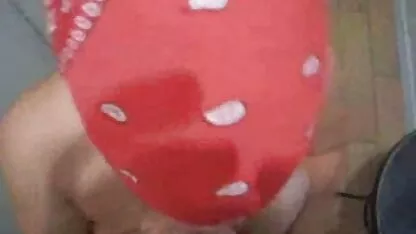 Lizzie e i sito porno video italiani suoi amici si divertono con la macchina del sesso
