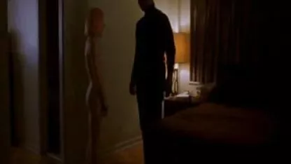 L'uomo dai capelli grigi stava film gratis hard italiani asciugando Tamara Magro