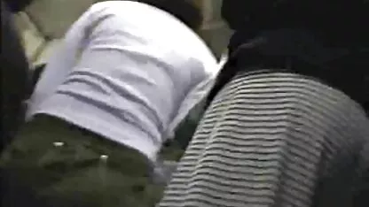 Masturbazione con la mano bionda accarezzando la figa rasata film gratis italiani hard