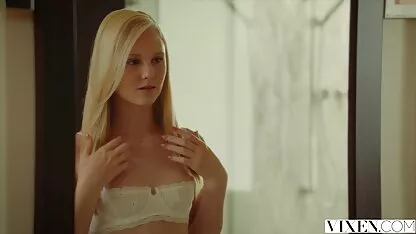 Fatti in casa porno film gratis italiani hard Russia pieno di amore per toccare la sua vagina