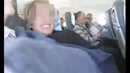 Bella puttana con culo grosso e grandi tette succhia video hard italiani casalinghi rafano