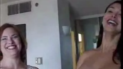 Sesso con giocattoli per i bambini di età video amatoriali hard italiani compresa tra 18 anni e oltre con orgasmo