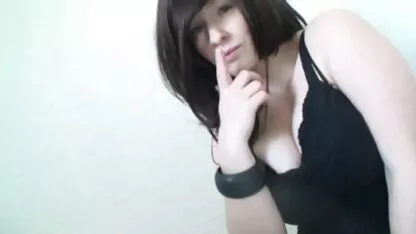 Ragazza film hard free italiani dai Capelli rossi salta sul fallo che eccitato.