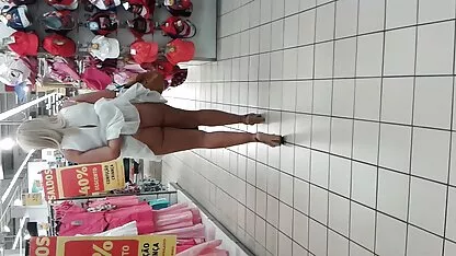 Victoria con i capelli scuri e fare sesso film italiani hard gratis con un ragazzo
