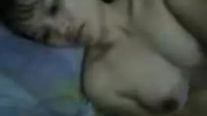 Un uomo che tira una ragazza bionda a video hard incesti italiani gratis yaldak