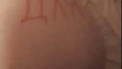 Lesbica sfarzoso in Il video italiani amatoriali hard Nuovo Anno inizio polizushki